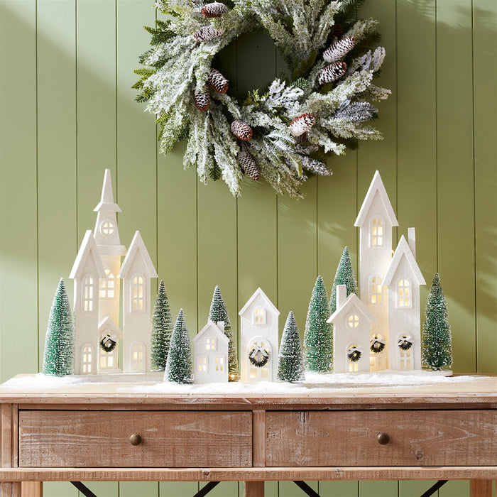 LED Triple House Silhouette w/Trees