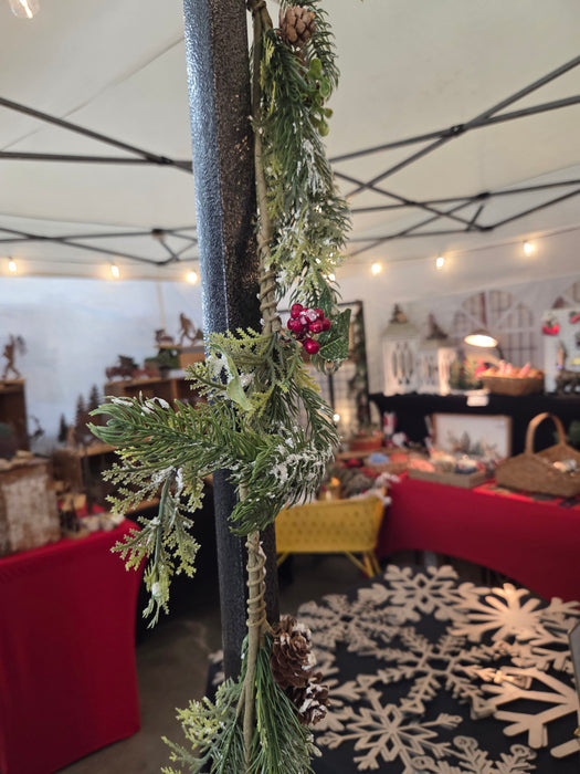 Red Berry Pine Leaves Garland - 6'