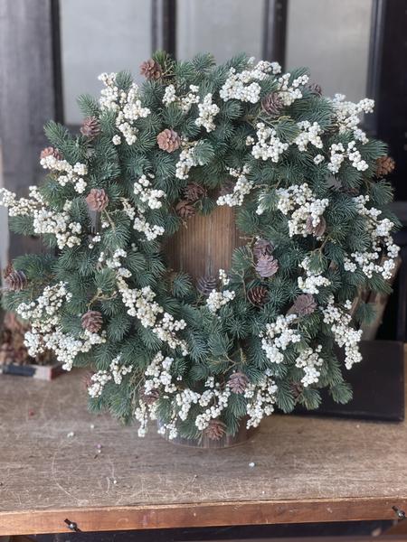 All Spruced Up Wreath - 20" Cream