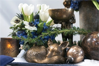 Sleeping Eloise Statue - Eric & Eloise